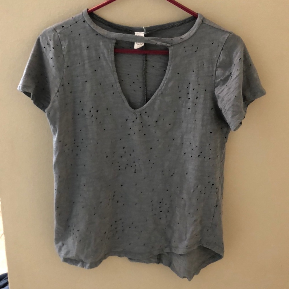 Gray keyhole tee